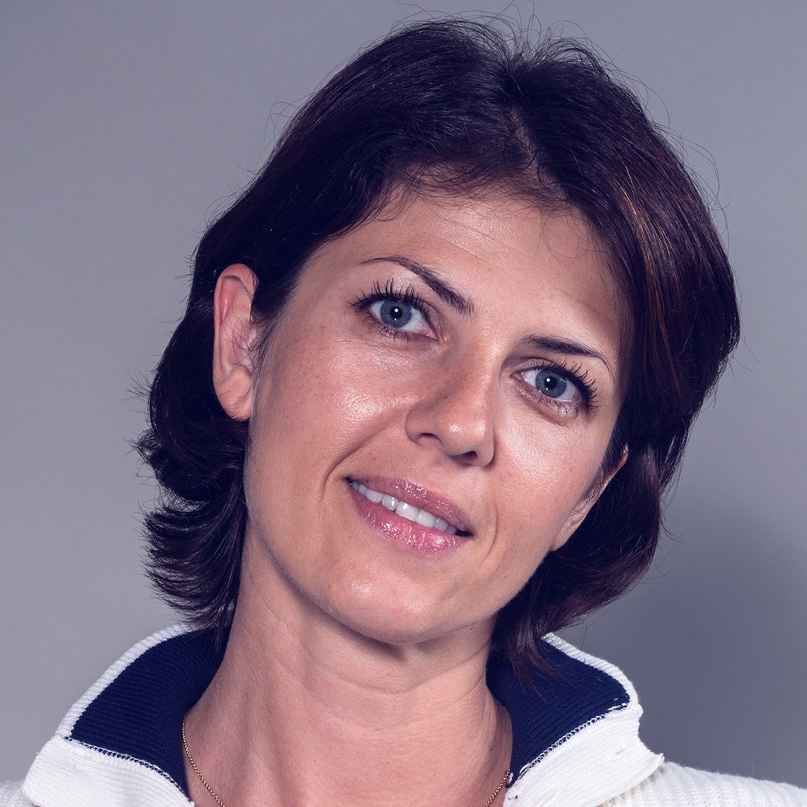 « Témoignage cliente : Je m’inquiète pour ma machine. On m’a dit que le calcaire pouvait l’endommager. Mais, comment savoir si mon eau est dure ? » - Lucie -